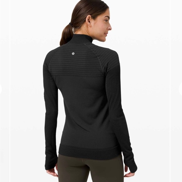 Lululemon Keep the heat 1/2 zip - Picture 3 of 5